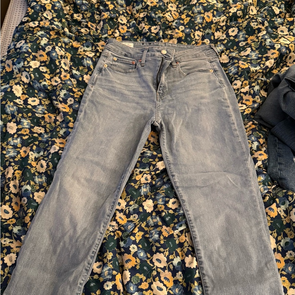GAP Women's Straight Leg Jeans